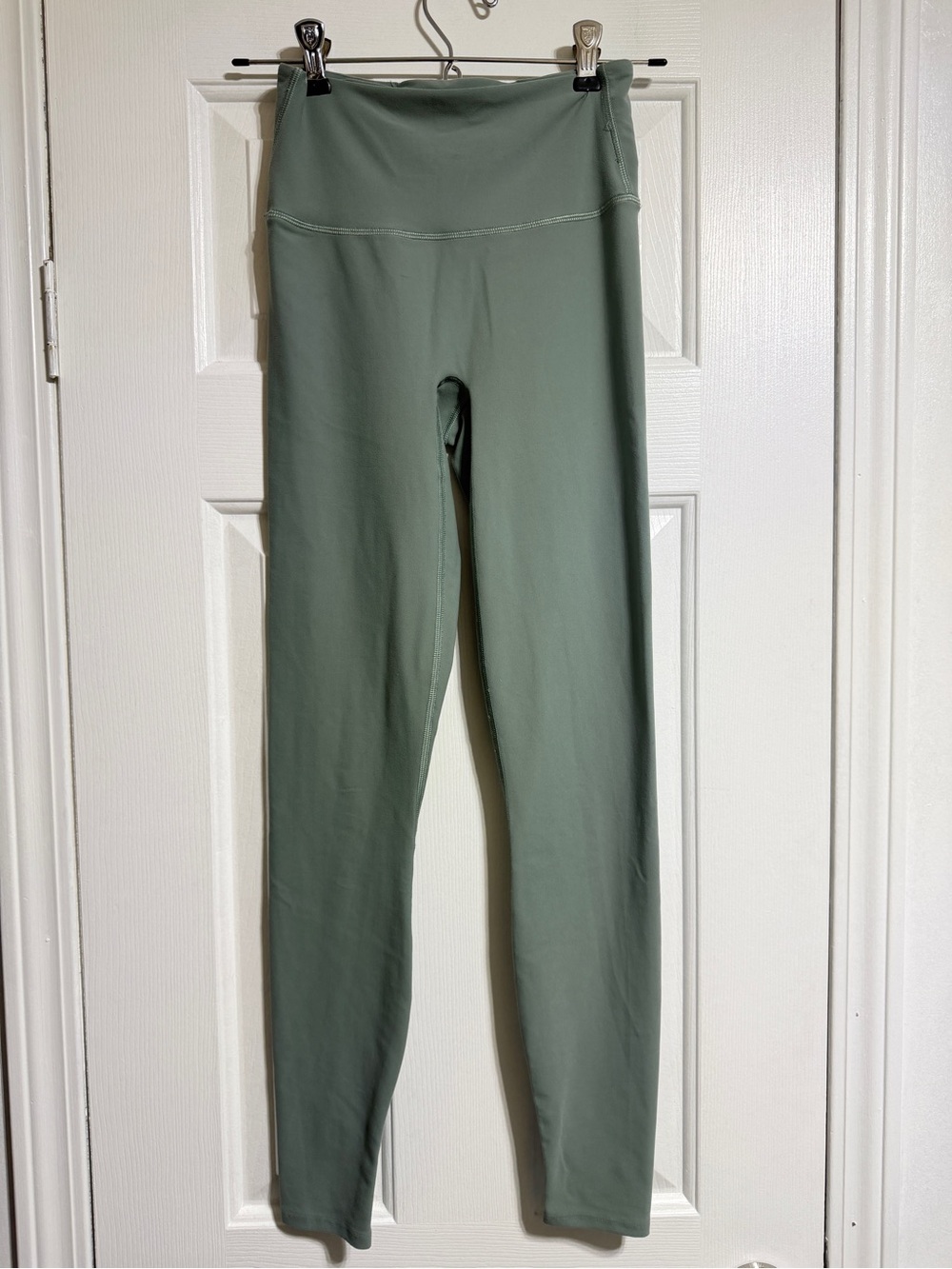 Spanx smooth seamless leggings, jacket and bra set Fennel green size small - Picture 14 of 16